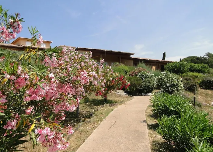 Les Villas De Lava