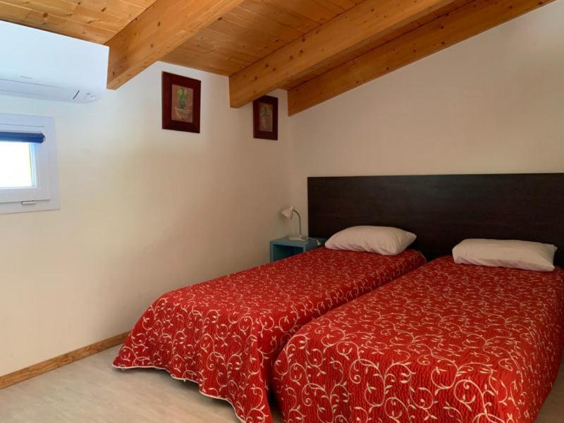 Holiday home Les De Lava *